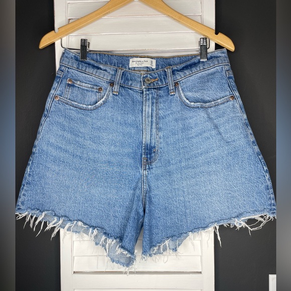 Abercrombie & Fitch The Dad Short High Rise Blue Denim Shorts Sz 30 - Picture 4 of 6